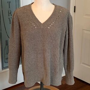 SO Kohls soft knitted thick warm v neck long sleeve sweater
